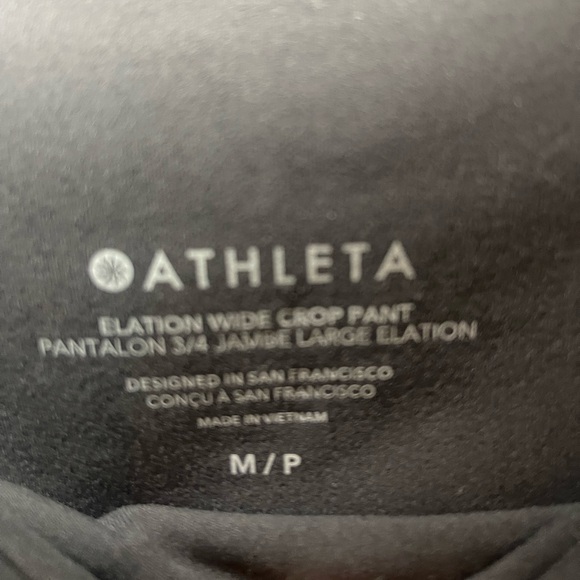 EUC Women’s Athleta Elation Wide Crop Activewear/ Yoga Pant Black Size M Petite - Picture 7 of 9